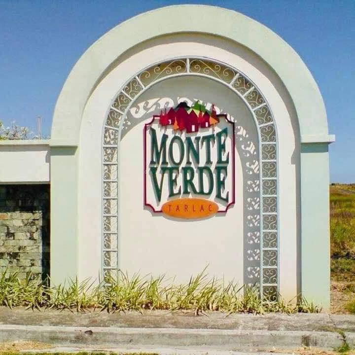 Subdivision Entrance